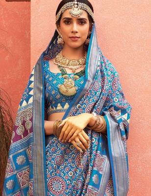 Blue ethnic motifs zari silk blend woven design  saree 2