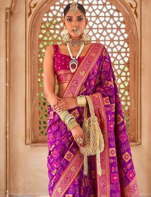Purple woven design zari silk blend banarasi saree 3