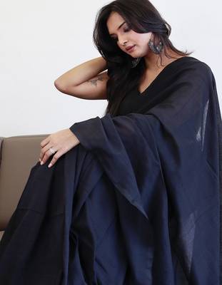 black cotton saree with blouse 4