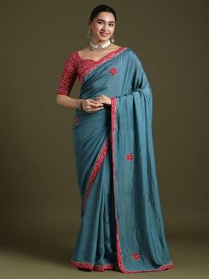 Blue bandhani printed saree with matching blouse 3