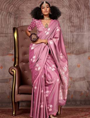 mauve floral woven design zari gadwal saree 1