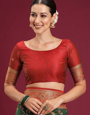 green woven design zari art silk blend designer banarasi saree 5