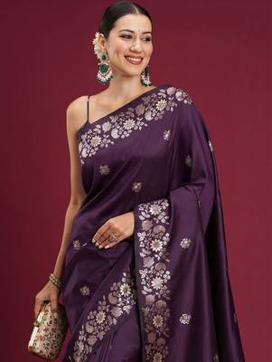 Purple purple floral zari silk blend heavy work banarasi saree unstiched blouse 2