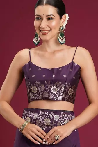 Purple purple floral zari silk blend heavy work banarasi saree unstiched blouse