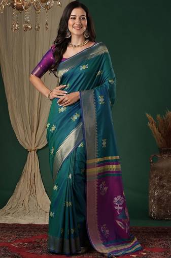 Teal teal floral zari silk blend handloom banarasi saree unstiched blouse