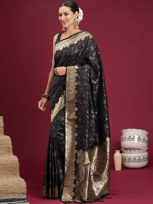 Black black floral zari silk blend heavy work banarasi saree with unstiched blouse 3