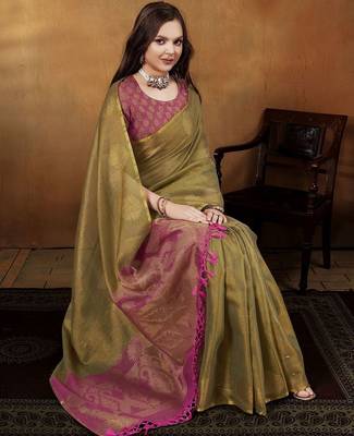 gold woven design khadi saree with zari border 4