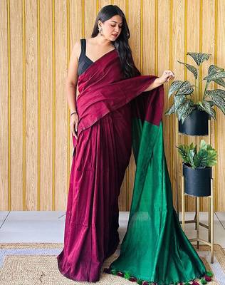maroon cotton blend saree with blouse piece 2