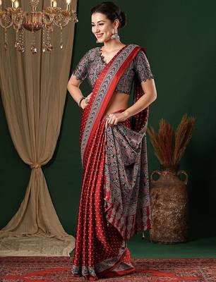 red bandhani ethnic printed crepe saree 2