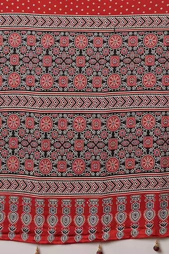 red bandhani ethnic printed crepe saree