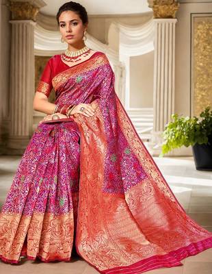 magenta woven design zari kanjeevaram silk blend saree 3