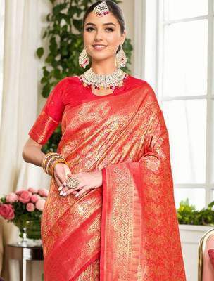 red woven design kanjeevaram silk blend saree 4