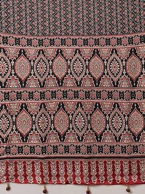 black ethnic motifs ajrak crepe saree 5