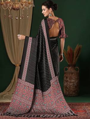 black bandhani crepe saree 2