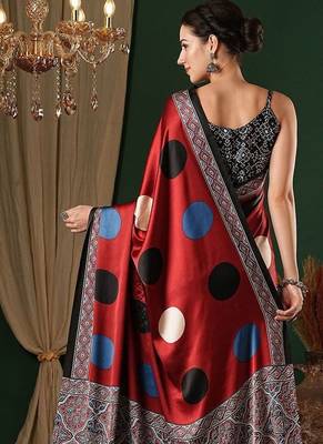 red crepe saree with blouse 3