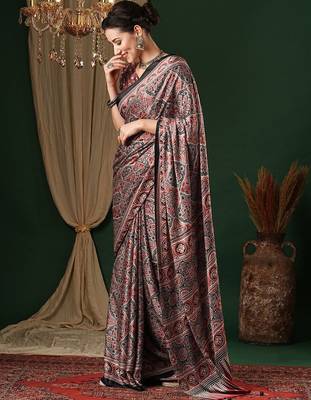 red ethnic motifs ajrak crepe saree 2