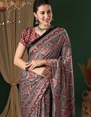 red ethnic motifs ajrak crepe saree 4