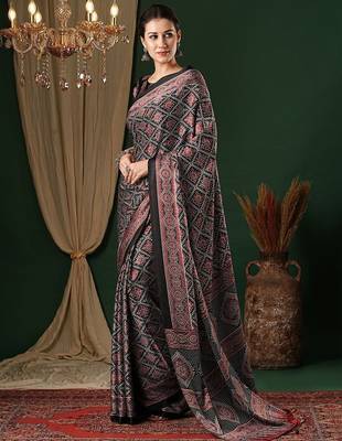 black ethnic motifs ajrak crepe saree 2