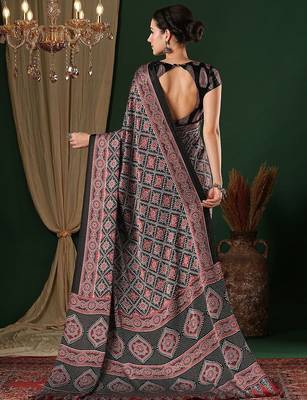 black ethnic motifs ajrak crepe saree 3