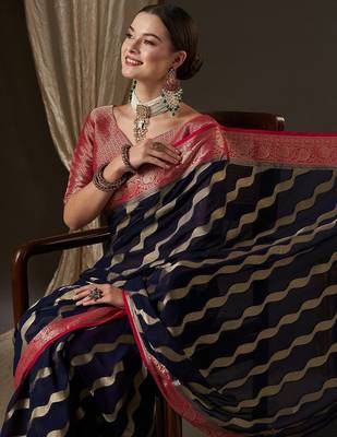 navy blue navy blue & red woven design zari georgette kanjeevaram saree 4