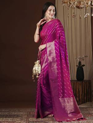 pink woven design zari satin kanjeevaram saree 4