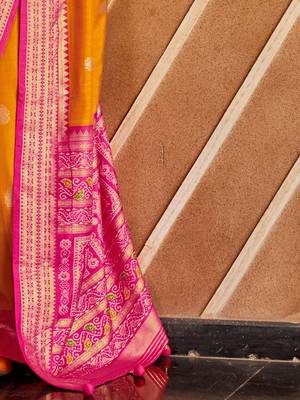 Orange ethnic motifs zari patola saree 5