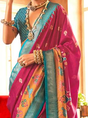 Pink woven design ethnic motifs zari patola saree 4