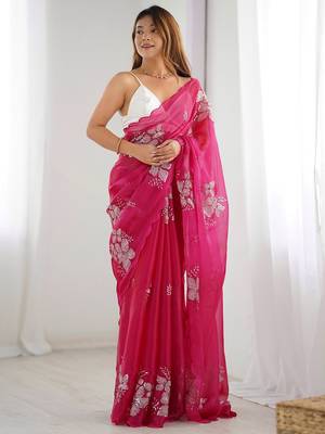pink ethnic motifs sequinned organza saree 3