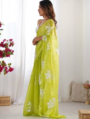 lime embellished sequinned organza saree 4