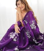 purple ethnic motifs sequinned organza saree