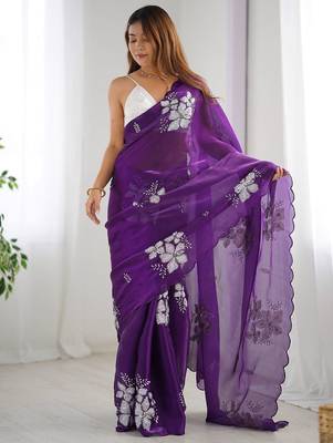 purple ethnic motifs sequinned organza saree 4