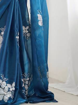 blue floral sequinned organza saree with blouse blouse piece 5