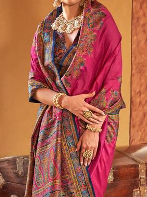 Pink ethnic motifs silk blend banarasi saree 4