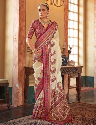 Cream ethnic motifs printed saree 2