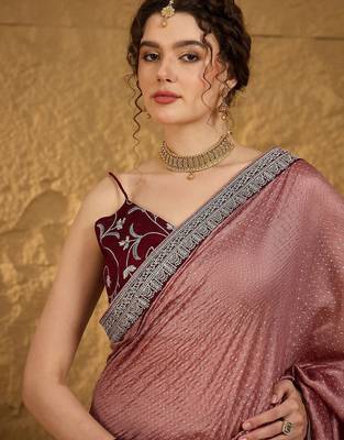Peach ethnic motifs embroidered saree with blouse piece 5