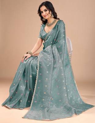 purple embellished sequinned organza saree 3