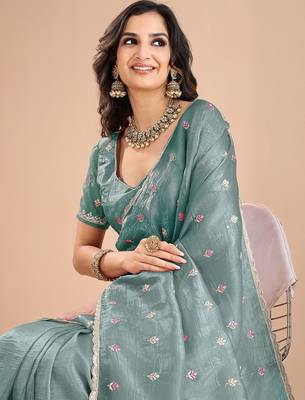 purple embellished sequinned organza saree 4