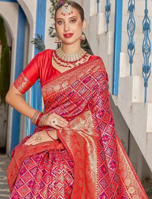pink & red ethnic motifs woven design zari kanjeevaram saree 4