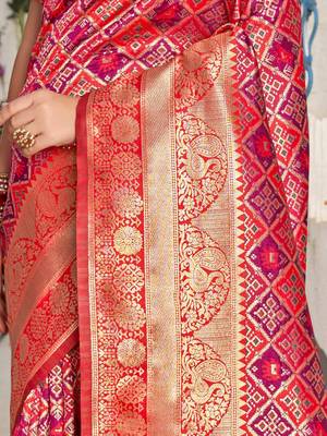 pink & red ethnic motifs woven design zari kanjeevaram saree 5