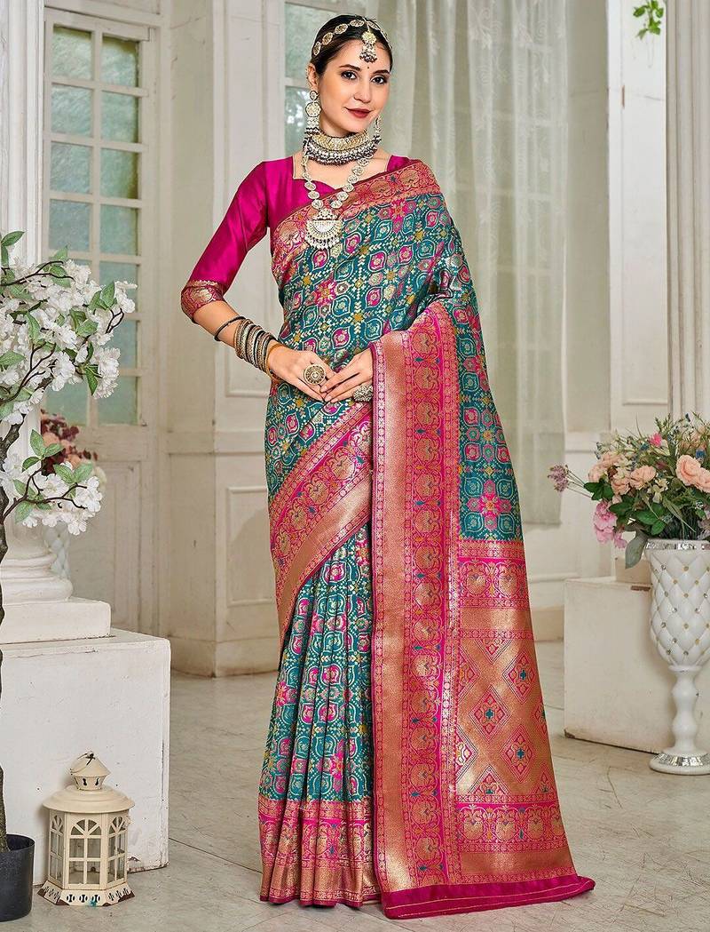 pink & green ethnic motifs woven design zari art silk blend kanjeevaram saree