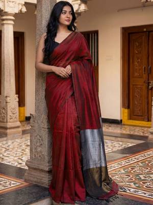 red woven design zari cotton blend khadi saree 3