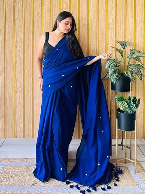 Teal embellished saree with blouse 2