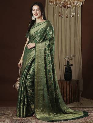 Green woven design zari kanjeevaram saree 4