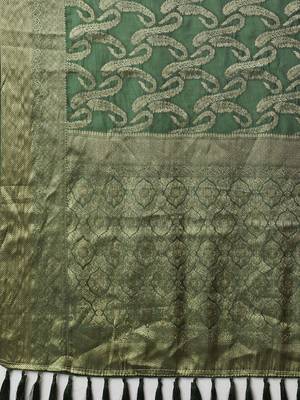 Green woven design zari kanjeevaram saree 5