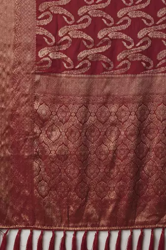 Red ethnic motif zari woven kanjeevaram saree