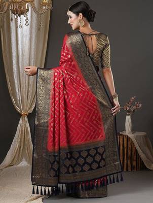Pink pink & black ethnic motifs woven design zari  georgette kanjeevaram saree 2