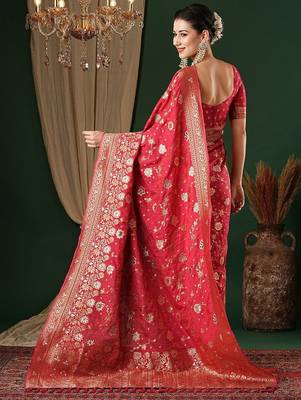 Pink ethnic motifs zari  georgette kanjeevaram saree 2