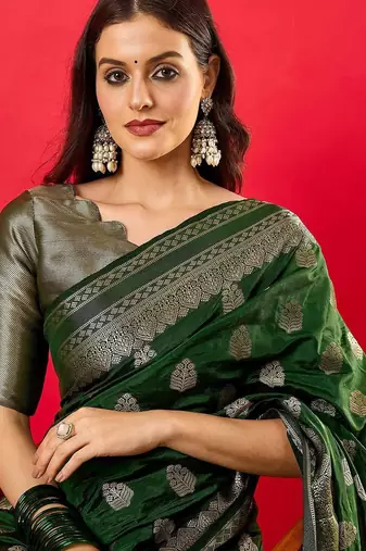 Green floral woven design zari banarasi saree