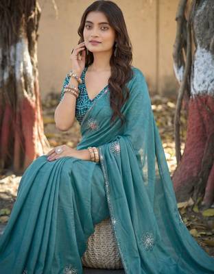 Teal embellished sequinned silk blend heavy work saree 4