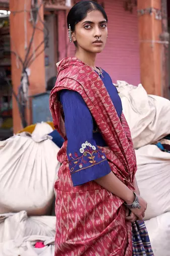 Pink ethnic motifs printed saree